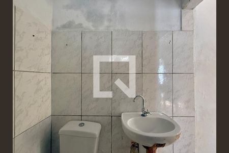 Banheiro de casa para alugar com 1 quarto, 50m² em Chácara Santana, São Paulo