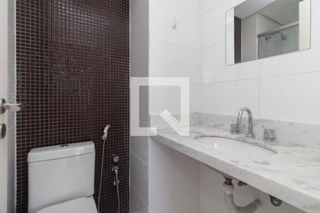 Banheiro de apartamento para alugar com 1 quarto, 45m² em Cidade Baixa, Porto Alegre