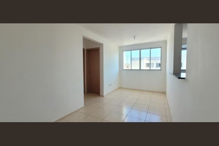 Sala de apartamento para alugar com 2 quartos, 44m² em Santa Cruz, Rio de Janeiro