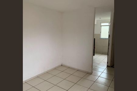 Sala de apartamento para alugar com 2 quartos, 42m² em Santa Cruz, Rio de Janeiro