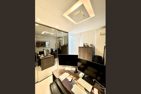 Apartamento para alugar com 3 quartos, 156m² em Barra Olímpica, Rio de Janeiro