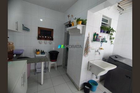 38_photo/00a6849e6f.54b8780a509023fd-ATLAS-16cd7ad6-1dcc-45b0-b7de-4ad4e2bcbb43.jpg de casa à venda com 3 quartos, 220m² em Beija Flor, Belo Horizonte