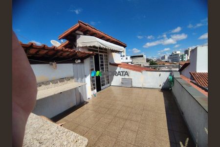 32_photo/00a6849e6f.54b8780a509023fd-ATLAS-24f6f02e-e11b-4207-aece-8a74012bc5cb.jpg de casa à venda com 3 quartos, 220m² em Beija Flor, Belo Horizonte