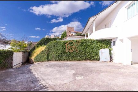 73_photo/00a697eae5.3c2637ef58290670-ATLAS-e6254e95-6448-40c0-a7b1-9b9775c3a8ff.jpg de casa para alugar com 3 quartos, 220m² em Estoril, Belo Horizonte
