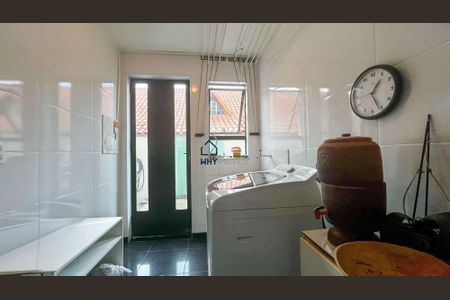 3_photo/00a697f28f.1ad5fb952b026013-ATLAS-030152dc-bdff-4677-985f-c22d5b913f73.jpg de casa à venda com 3 quartos, 200m² em Santa Lúcia, Belo Horizonte