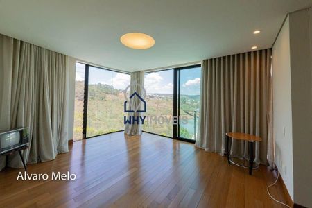 6_photo/00a697ffff.3e6957092a4c223d-ATLAS-622d4112-09cd-41a5-ae05-8095024f8cc1.jpg de casa à venda com 4 quartos, 500m² em Vale do Sereno, Nova Lima