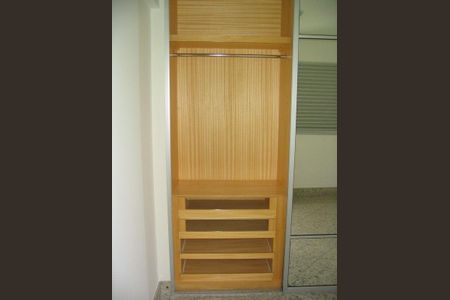 5_photo/00a69801d9.974d063b20acfe41-ATLAS-1de1c84a-9dbc-4a79-addd-5c18c0f81515.jpg de apartamento para alugar com 2 quartos, 72m² em Vila da Serra, Nova Lima