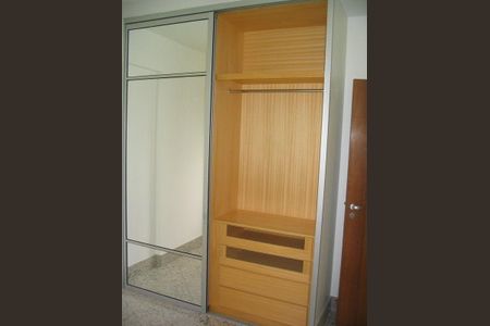 10_photo/00a69801d9.974d063b20acfe41-ATLAS-75b9b275-dfe5-47d5-bd5d-82e7a35bbf72.jpg de apartamento para alugar com 2 quartos, 72m² em Vila da Serra, Nova Lima