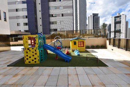 5_photo/00a6980245.9f73e101bd22bb98-ATLAS-187e45d8-b31e-4a02-8e24-a89ad7c2a512.jpg de apartamento para alugar com 4 quartos, 300m² em Vila da Serra, Nova Lima