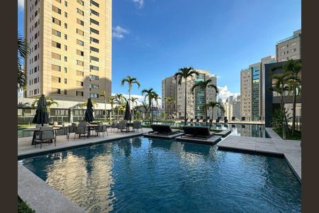 2_photo/00a6980525.4bd2615f33144f40-ATLAS-0863c0d6-02ff-461c-a818-2da7eb045c74.jpg de apartamento para alugar com 4 quartos, 232m² em Vila da Serra, Nova Lima