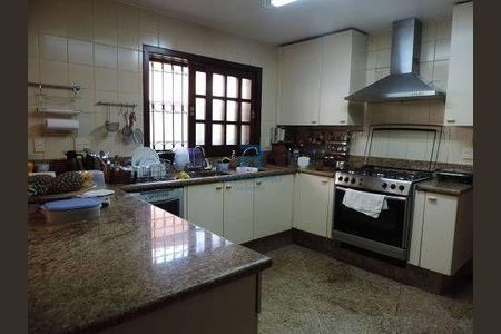 31_photo/00a69810b5.167030d752180c7c-ATLAS-436674b5-2d3b-49fe-8420-edd6b1c5b2a4.jpg de casa para alugar com 4 quartos, 312m² em Belvedere, Belo Horizonte