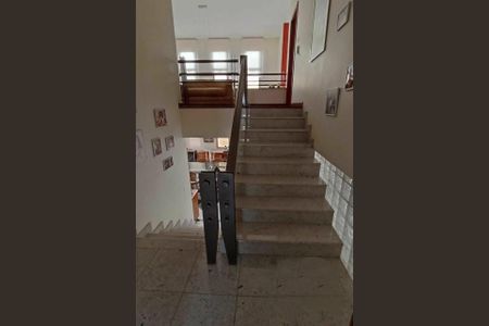 4_photo/00a69810bb.5394ed16f5de2f40-ATLAS-2058d8ee-b12a-4cd0-82f2-badcb7359b74.jpg de casa à venda com 4 quartos, 332m² em Serra, Belo Horizonte