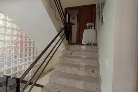 11_photo/00a69810bb.5394ed16f5de2f40-ATLAS-2f4fd9a6-bd31-4b62-8b9f-70b717ae123d.jpg de casa à venda com 4 quartos, 332m² em Serra, Belo Horizonte