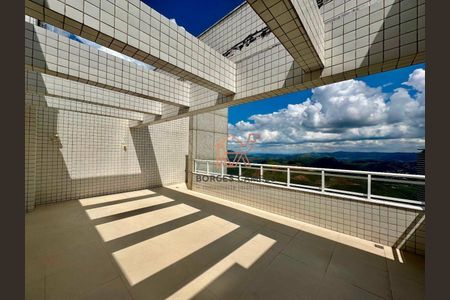 26_photo/00a6981545.10e80595630b7c79-ATLAS-1a1d13e1-f399-4aa9-b46f-e82accee356b.jpg de apartamento para alugar com 3 quartos, 135m² em Vila da Serra, Nova Lima