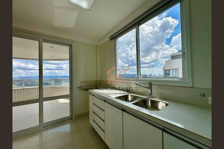 20_photo/00a6981545.10e80595630b7c79-ATLAS-b8f6aff0-6543-4c4b-9038-a7f3b63ffa25.jpg de apartamento para alugar com 3 quartos, 135m² em Vila da Serra, Nova Lima