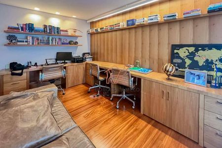 22_photo/00a698155d.6b60cc52feceaf17-ATLAS-560e150c-e782-457f-9473-5cf1a5fc9ccb.jpg de apartamento para alugar com 4 quartos, 259m² em Jardim da Torre, Nova Lima