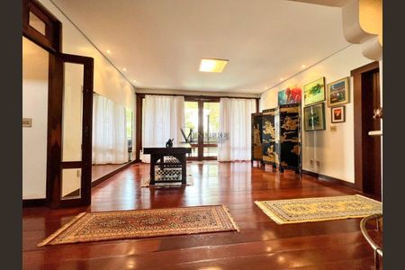 11_photo/00a6981793.a1aa568d6be677bd-ATLAS-28073eba-df7d-474c-a18e-eb55f2422fd2.jpg de casa para alugar com 5 quartos, 610m² em Belvedere, Belo Horizonte