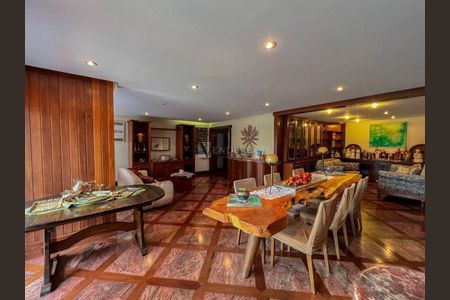 97_photo/00a6981793.a1aa568d6be677bd-ATLAS-6d1fec4e-3770-412d-8c9e-2d05132540d7.jpg de casa para alugar com 5 quartos, 610m² em Belvedere, Belo Horizonte