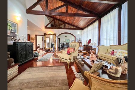 27_photo/00a6981793.a1aa568d6be677bd-ATLAS-726ad0ef-0f53-4f1b-a3e8-feb3705d0c0f.jpg de casa para alugar com 5 quartos, 610m² em Belvedere, Belo Horizonte