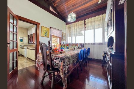 37_photo/00a6981793.a1aa568d6be677bd-ATLAS-9ee0dd48-c1bc-4b30-99ad-24cb232d87e9.jpg de casa para alugar com 5 quartos, 610m² em Belvedere, Belo Horizonte