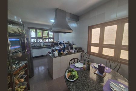 13_photo/00a6981f41.0dba02f6e03a3679-ATLAS-746222b5-9aa6-4682-a34b-0fc38446871d.jpg de casa para alugar com 5 quartos, 388m² em Belvedere, Belo Horizonte