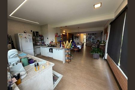11_photo/00a6987f39.2e88a7f906acab79-ATLAS-ce71ce71-770a-4605-96f1-d524ccd6b328.jpg de casa à venda com 4 quartos, 271m² em Vile de Montagne, Nova Lima