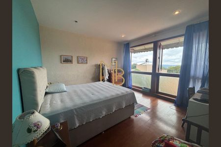 9_photo/00a698812f.3637c09af838754a-ATLAS-4cc587ae-63ba-4d08-b403-2bb0a001c60b.jpg de casa à venda com 3 quartos, 230m² em Ville de Montagne, Nova Lima