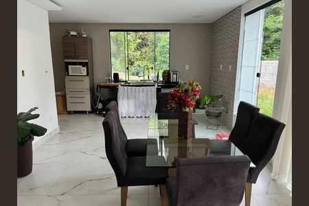 2_photo/00a6988295.ab41e4e09fc2bc48-ATLAS-35d32741-abc7-4cfb-a22e-64c8259e12a1.jpg de casa à venda com 3 quartos, 229m² em Residencial Europa, Nova Lima