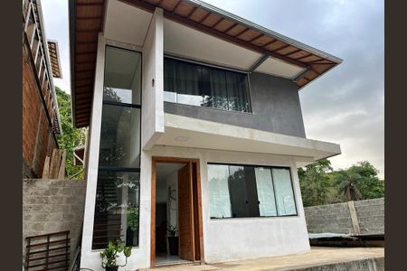 12_photo/00a6988295.ab41e4e09fc2bc48-ATLAS-b8c20d27-3b22-4680-9224-2876d0a9295f.jpg de casa à venda com 3 quartos, 229m² em Residencial Europa, Nova Lima