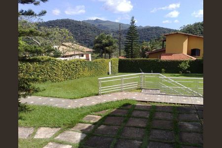 4_photo/00a6989963.ceff8192393c33de-ATLAS-3b66547a-2f06-4807-98e3-d4c5dc1b238c.jpg de casa à venda com 4 quartos, 250m² em Ouro Velho Mansões, Nova Lima