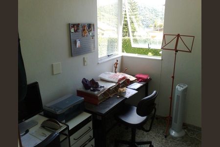 5_photo/00a6989963.ceff8192393c33de-ATLAS-82c41b1f-4e0c-4f9c-aa01-3ce94c8ef5fe.jpg de casa à venda com 4 quartos, 250m² em Ouro Velho Mansões, Nova Lima