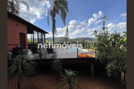 8_photo/00a6989985.aaa1984783e3a523-ATLAS-158948d6-e436-4ff1-8d5c-9432b031b54c.jpg de casa à venda com 4 quartos, 243m² em Ouro Velho Mansões, Nova Lima