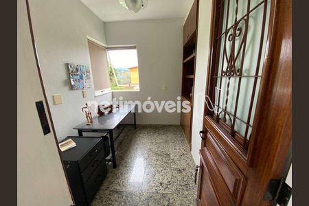 2_photo/00a6989991.517dfe94024b9c02-ATLAS-01ed7e45-a728-489a-85ce-e04bae396f51.jpg de casa à venda com 4 quartos, 310m² em Ouro Velho Mansões, Nova Lima