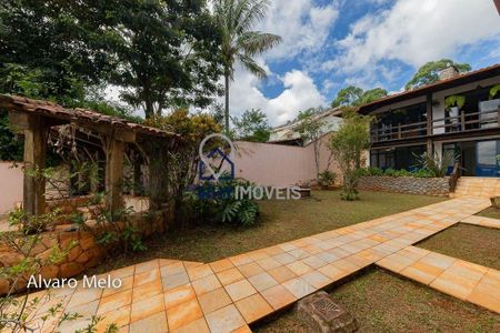 4_photo/00a6989c4b.d860d137df15aeab-ATLAS-d421a8d9-d8ed-4902-a000-3817713641e5.jpg de casa à venda com 4 quartos, 467m² em Pau Pombo, Nova Lima