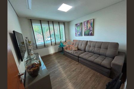 16_photo/00a698a013.56f87905458f71eb-ATLAS-97b8c97e-e2f2-4e2f-b54f-a768c232385d.jpg de casa à venda com 3 quartos, 311m² em Jardim Serrano, Nova Lima