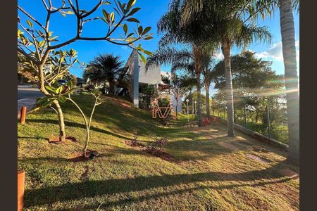 7_photo/00a698a013.56f87905458f71eb-ATLAS-9edfafb8-0c58-4b5c-9ed4-8cf13b339ddd.jpg de casa à venda com 3 quartos, 311m² em Jardim Serrano, Nova Lima