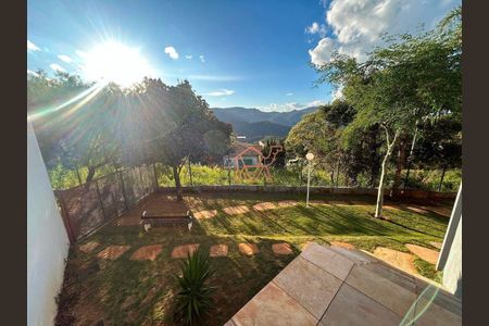 20_photo/00a698a013.56f87905458f71eb-ATLAS-d3b0089c-4816-4445-9e59-ef98583aa54e.jpg de casa à venda com 3 quartos, 311m² em Jardim Serrano, Nova Lima