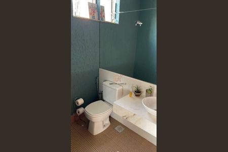 15_photo/00a698b4b5.a8ad17933a69d0d3-ATLAS-d1d89713-d7fb-41ff-823f-3b91a3b363f2.jpg de casa à venda com 5 quartos, 430m² em Jardim Serrano, Nova Lima