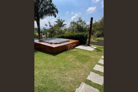 4_photo/00a698b4b5.a8ad17933a69d0d3-ATLAS-eda279ab-2011-48a2-a134-ee7326a368da.jpg de casa à venda com 5 quartos, 430m² em Jardim Serrano, Nova Lima