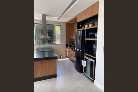 9_photo/00a698b4b5.a8ad17933a69d0d3-ATLAS-fa20c9ff-48bc-4d4b-bc16-1ced9757b9a9.jpg de casa à venda com 5 quartos, 430m² em Jardim Serrano, Nova Lima