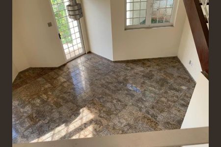 6_photo/00a698b6d3.ceff8192393c33de-ATLAS-7a9140cb-f5db-4a45-ab8e-93bacb9c32f6.jpg de casa à venda com 3 quartos, 1200m² em Vila Maria do Carmo, Nova Lima