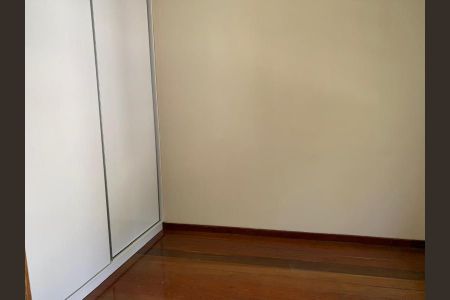 20_photo/00a698b6d3.ceff8192393c33de-ATLAS-857a6956-4e06-4f8a-a272-e9bd4ec8af25.jpg de casa à venda com 3 quartos, 1200m² em Vila Maria do Carmo, Nova Lima