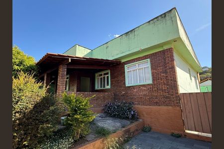 33_photo/00a698cb31.8cbbc6e43ead3576-ATLAS-8e3108eb-fbcb-45ba-96ca-d8a1bad260e9.jpg de casa à venda com 3 quartos, m² em Cabeceira, Nova Lima