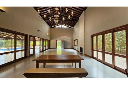 5_photo/00a69f2333.b9011c6352d0a570-ATLAS-7f0bf19f-9597-4f1c-b415-e0cab0bf3872.jpg de casa à venda com 4 quartos, 612m² em Centro, Nova Lima