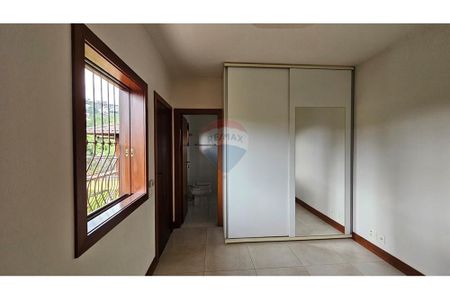 2_photo/00a69f2333.b9011c6352d0a570-ATLAS-bf4439d1-b6a5-4c1d-be29-6a18b55704ce.jpg de casa à venda com 4 quartos, 612m² em Centro, Nova Lima