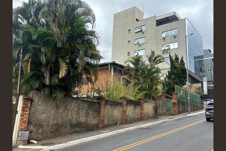 5_photo/00a69f2367.ceff8192393c33de-ATLAS-83d536fa-07fb-4827-a4be-7b40b58f17dd.jpg de casa à venda com 4 quartos, 202m² em Rosário, Nova Lima