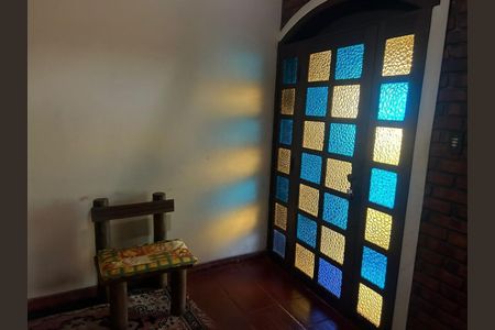 43_photo/00a69f2367.ceff8192393c33de-ATLAS-ca0a1700-8972-40d7-b962-88ce7bbd04a3.jpg de casa à venda com 4 quartos, 202m² em Rosário, Nova Lima