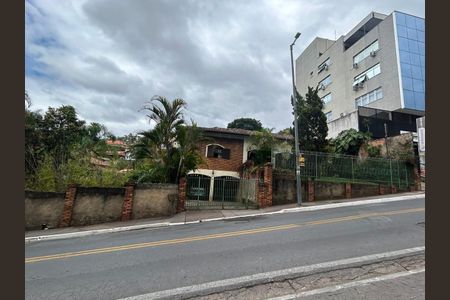 2_photo/00a69f2367.ceff8192393c33de-ATLAS-e4c4f94c-7893-4496-ac42-83129bc924c0.jpg de casa à venda com 4 quartos, 202m² em Rosário, Nova Lima