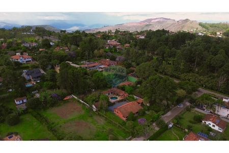 29_photo/00a69f24b5.912bb953107d94de-ATLAS-7c3f7937-be90-412b-8714-382fec4f1d43.jpg de casa à venda com 4 quartos, 400m² em Olaria, Nova Lima