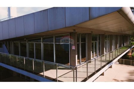 13_photo/00a69f24b5.912bb953107d94de-ATLAS-9b6e0534-8c00-44b9-9730-10d50330a13c.jpg de casa à venda com 4 quartos, 400m² em Olaria, Nova Lima